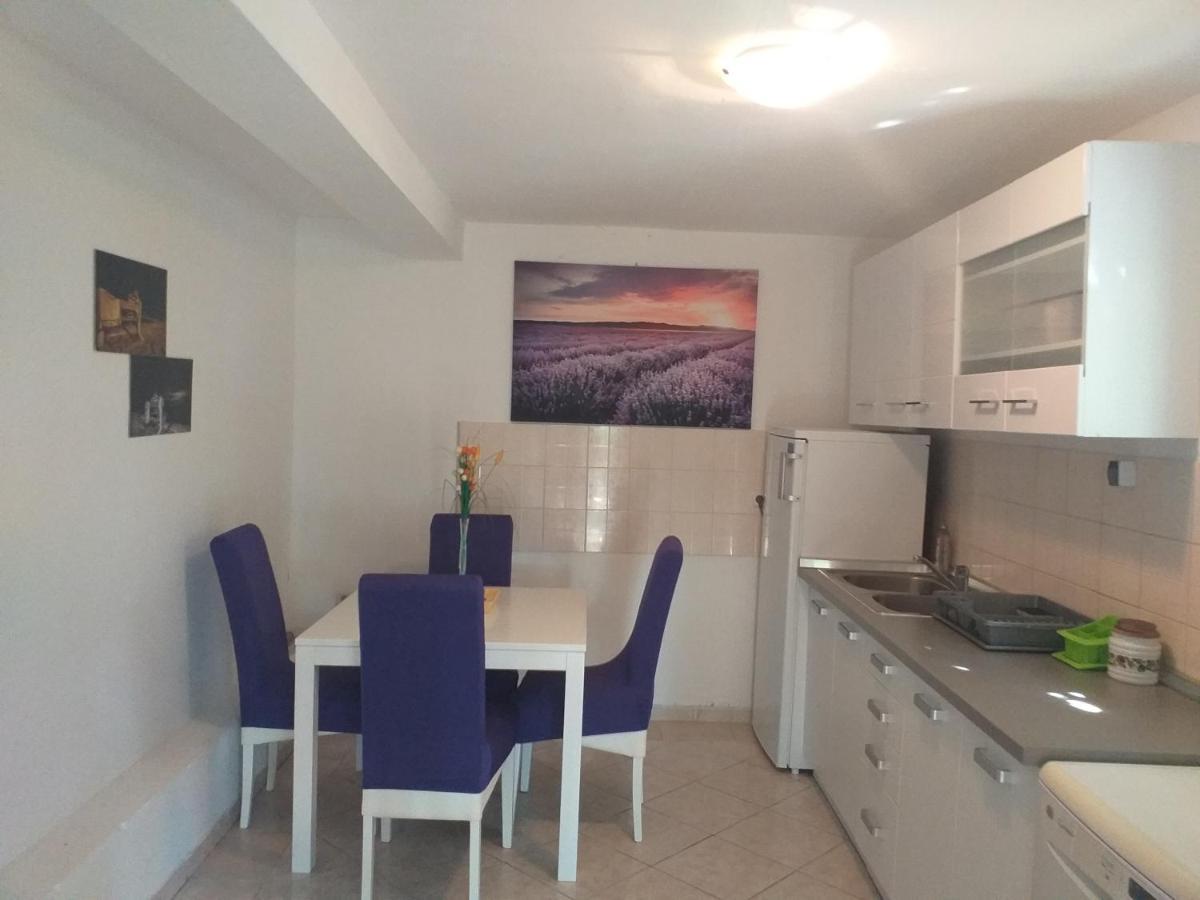 Apartmani Branka 르티나 외부 사진