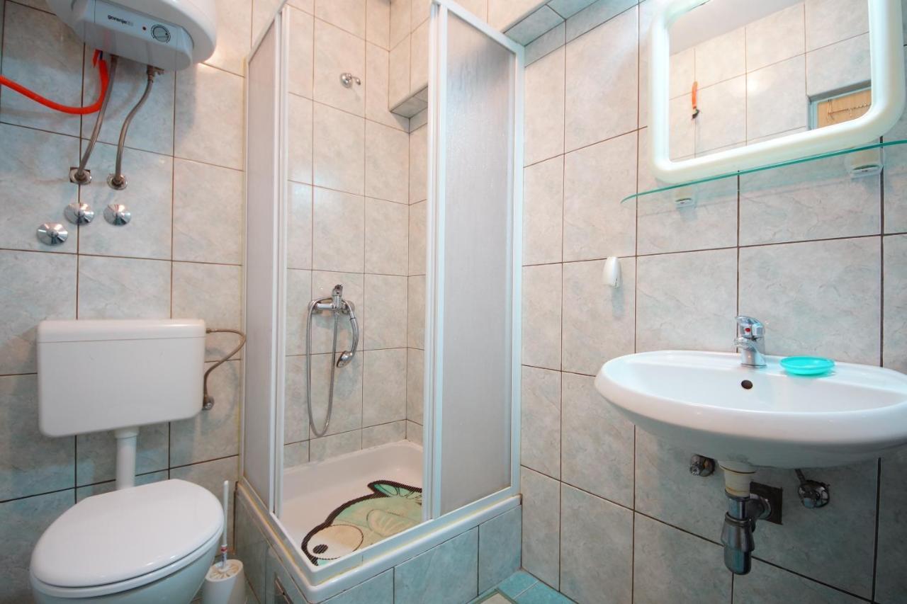Apartmani Branka 르티나 외부 사진