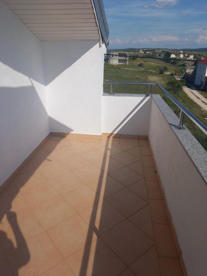 Apartmani Branka 르티나 외부 사진